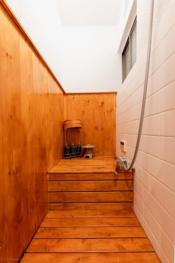 Guesthouse Hanamiya Киото Экстерьер фото